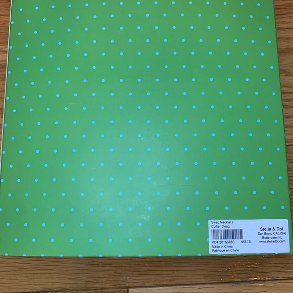 Stella & Dot swag necklace - Picture 4 of 4